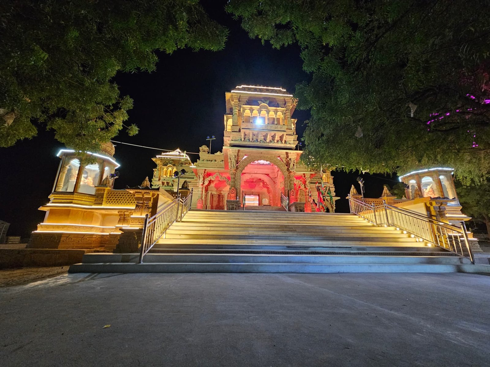 ISI Temple — Gate & Steps Lighting